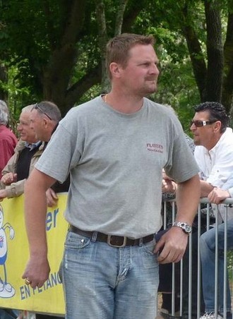 David vaincra-t-il Goliath ? David vaincra-t-il Goliath ?