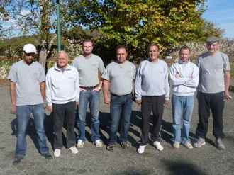 Le groupe victorieux des Artistes de la Boule d'Albi