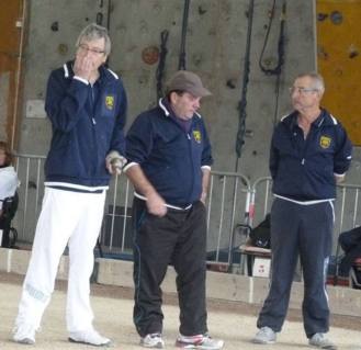 Le mur semblait-il trop haut pour les Player's ?