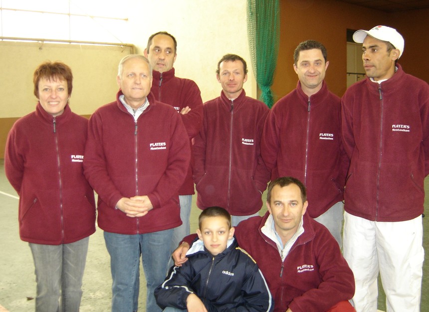 L'équipe 1 se maintien en 1ère division L'équipe 1 se maintien en 1ère division