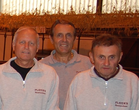 Une des équipes inscrites : Claude Larroque, Jean-Louis Fourcade et Louis Larroque
