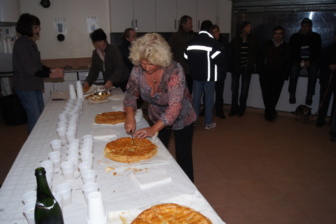 Galette des rois au club Pétanque de L'UMS PONTAULT COMBAULT Galette des rois au club Pétanque de L'UMS PONTAULT COMBAULT