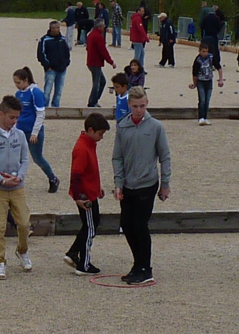 Triplette Jeunes (1) Triplette Jeunes (1)