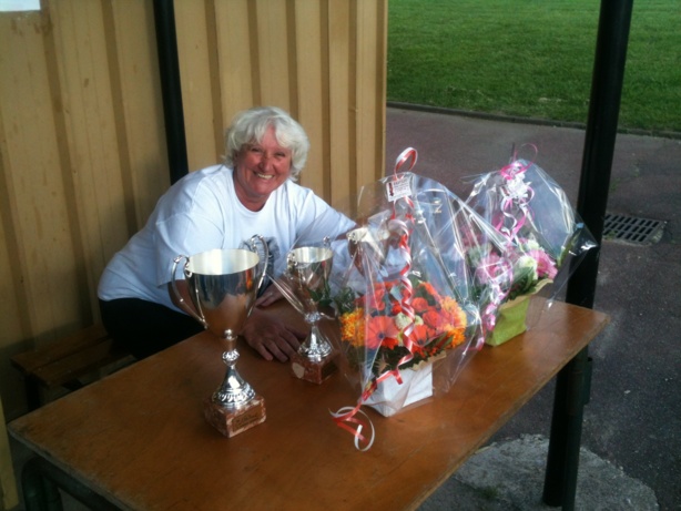 Notre barmaid préférée !! Notre barmaid préférée !!