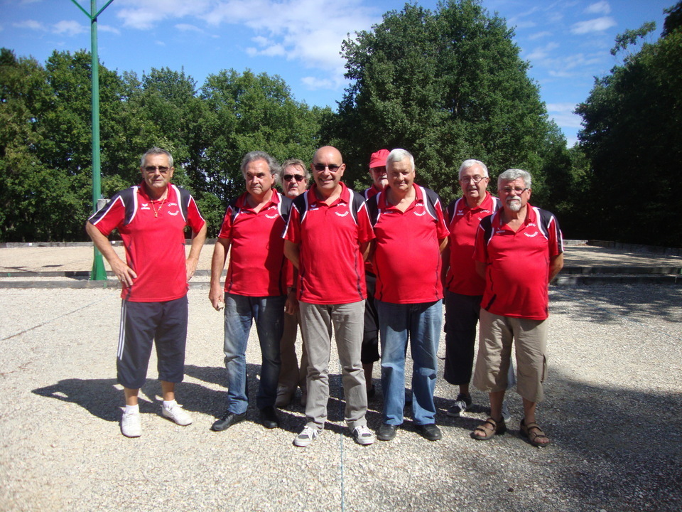 ST JULIEN DE LAMPON.