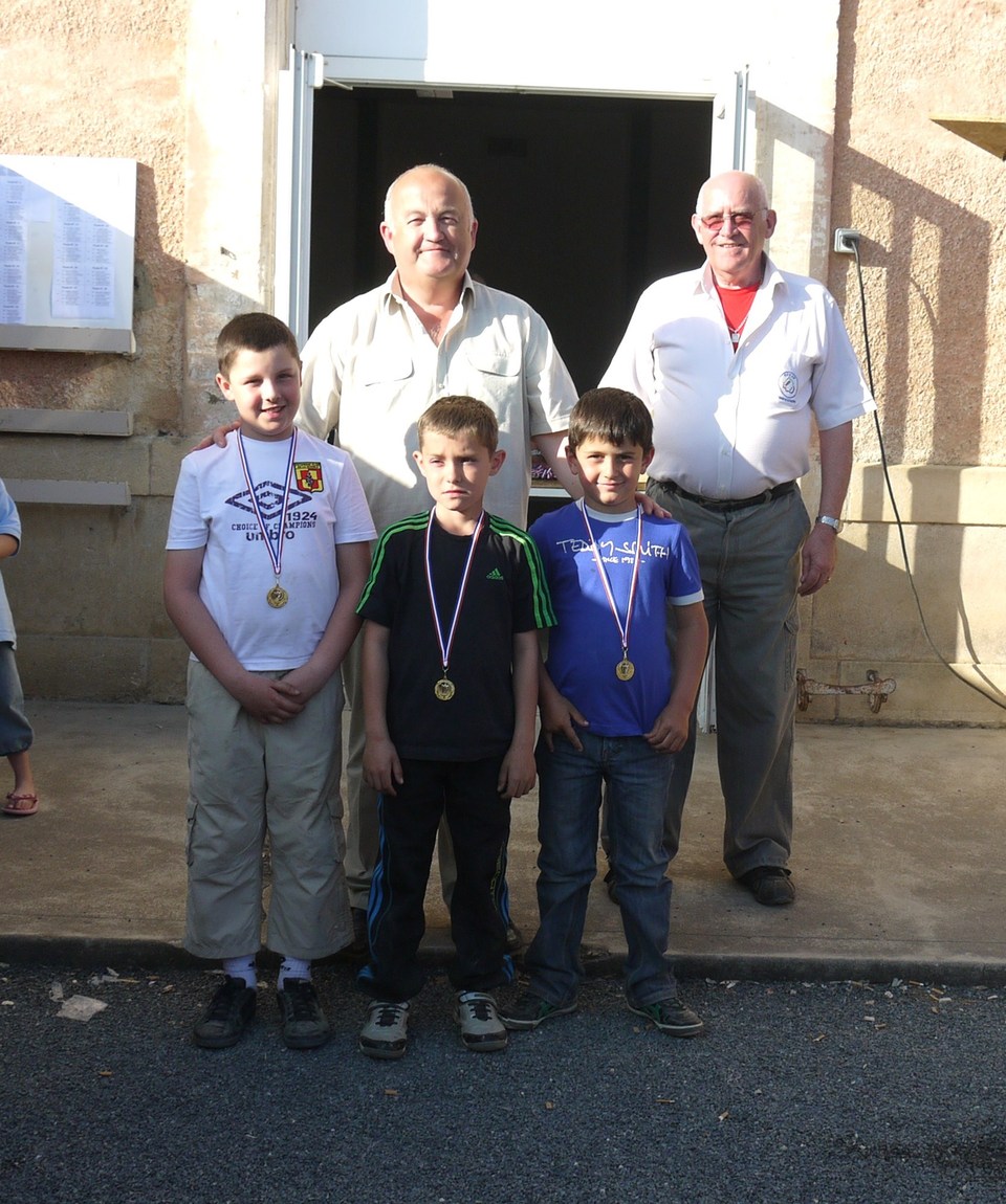 Théo Aguesseau,Corentin Bergé,Axel Delol.Francis Garrigue et Christian Brousse.