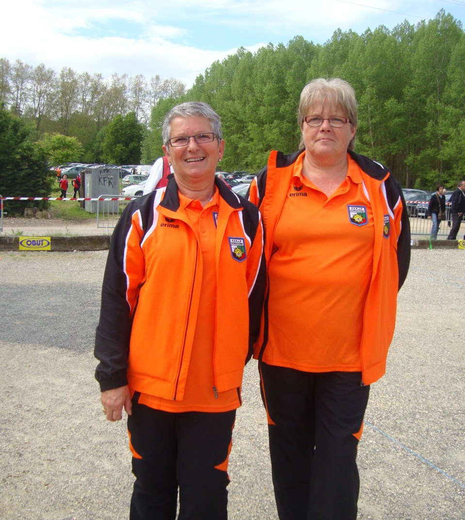 Faure Maïté ,Maryline JEROME (Saint-Aulaye) perdent en barrage 12-13. Faure Maïté ,Maryline JEROME (Saint-Aulaye) perdent en barrage 12-13.