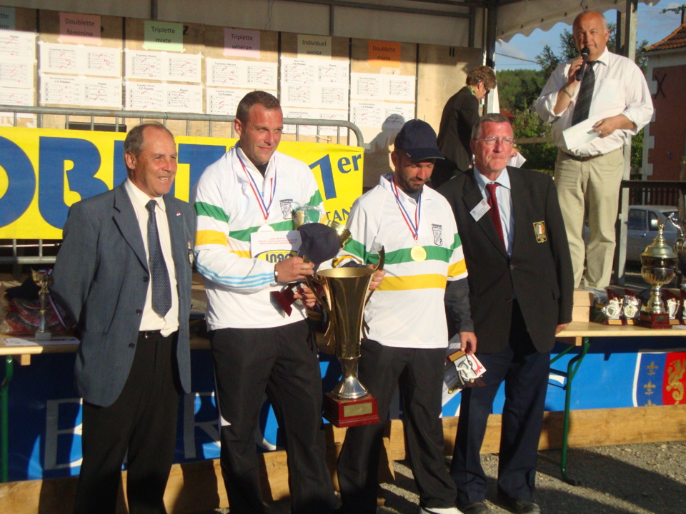 Brice MARIN ,Jérôme GUERIN (SEIGNOSSE) CHAMPIONS  AQUITAINE  JEU PROVENCAL.