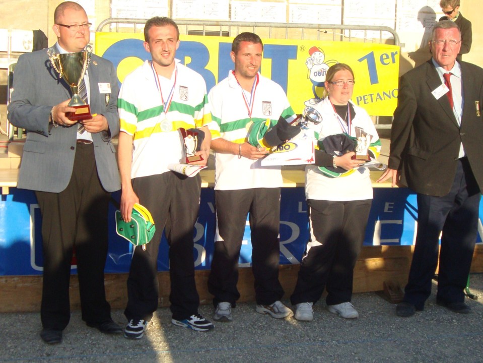 TARASCOU Marie-Pierre,LAULHE-CAZEBONNE Cyril , HAMOIR Pierre -Philippe (PETANQUE SALISIENNE) Champions triplette mixte. TARASCOU Marie-Pierre,LAULHE-CAZEBONNE Cyril , HAMOIR Pierre -Philippe (PETANQUE SALISIENNE) Champions triplette mixte.