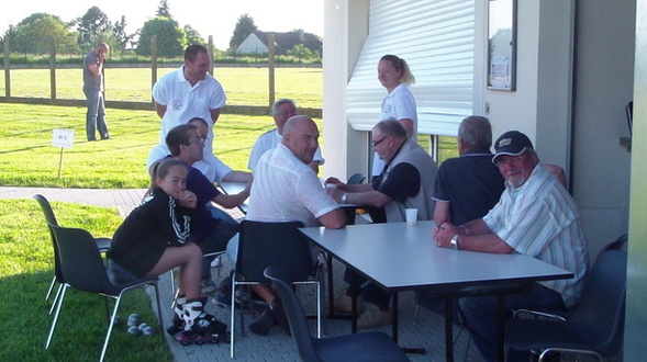 LA COUPE DE SEINE ET MARNE C'EST FINI POUR SAINTS "BRAVO LIZY" LA COUPE DE SEINE ET MARNE C'EST FINI POUR SAINTS "BRAVO LIZY"