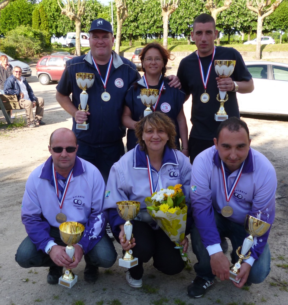 (debout) Olivier BOUSSEAU, Françoise ROLLON, Julien FRICHETEAU (accroupis) Frédéric BOUCHOT, Nathalie GARNIER, Benjamin DAVID