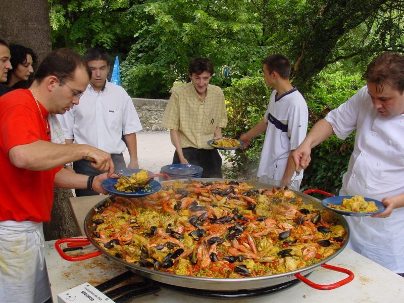 SOIREE PAELLA A SAULX ! 25 JUIN 19H ! SOIREE PAELLA A SAULX ! 25 JUIN 19H !
