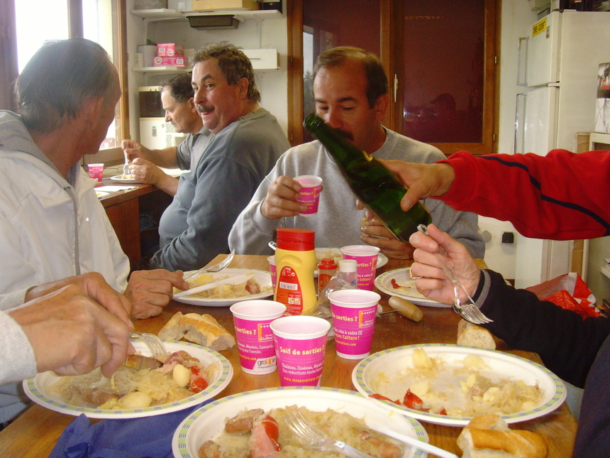 CONVIVIALE L'APRES MIDI !