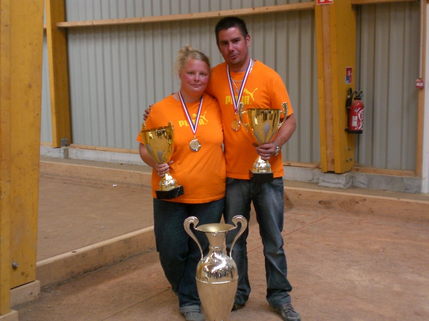 les champions 2011                       DEROUET john  -   CLEMENT wenda  ( CO SOURDEVAL)