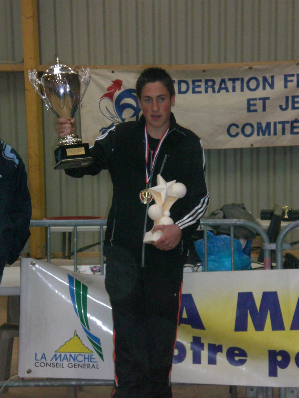 CHAMPION de la MANCHE 2012 :  paul VILLETTE ( sourdeval)