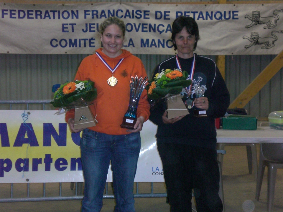 la CHAMPIONNE delphine RENAULT et la FINALISTE catherine ROBLOT