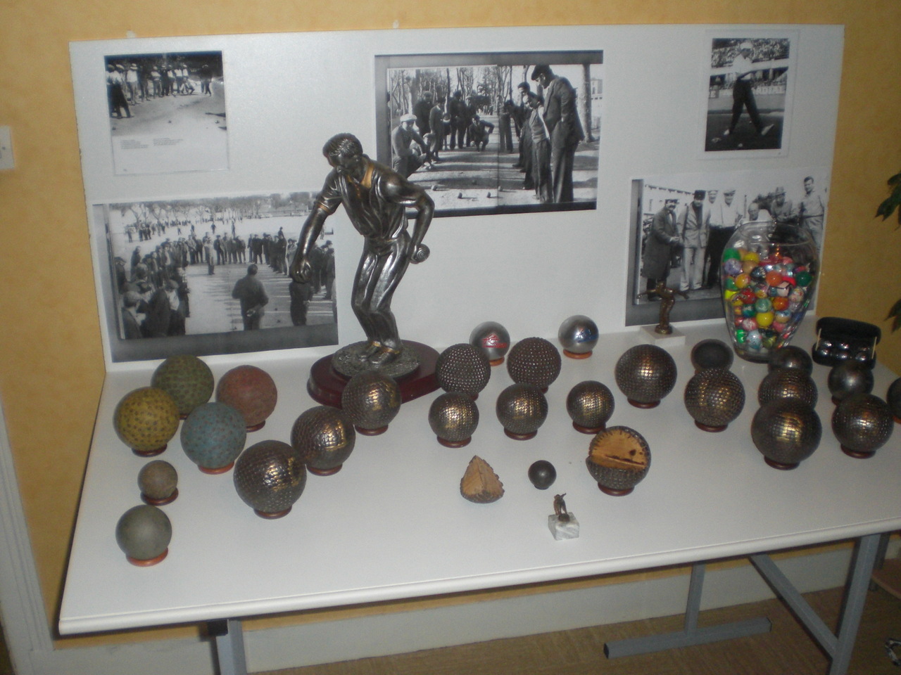 boule03.jpg boule03.jpg