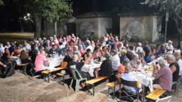 Super ambiance au repas des vendredi en été
