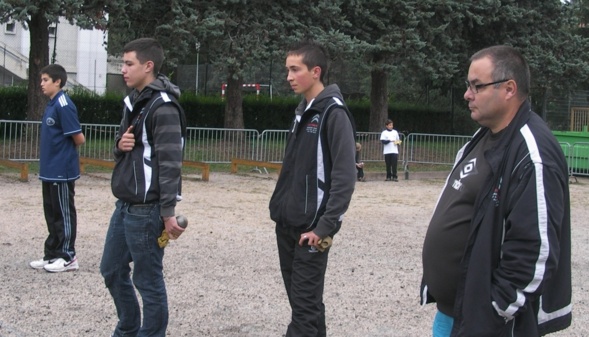 FINALE DES CHAMPIONNATS DES CLUBS JEUNES DIMANCHE 30/09/2012 STADE MASSOT LE PUY FINALE DES CHAMPIONNATS DES CLUBS JEUNES DIMANCHE 30/09/2012 STADE MASSOT LE PUY