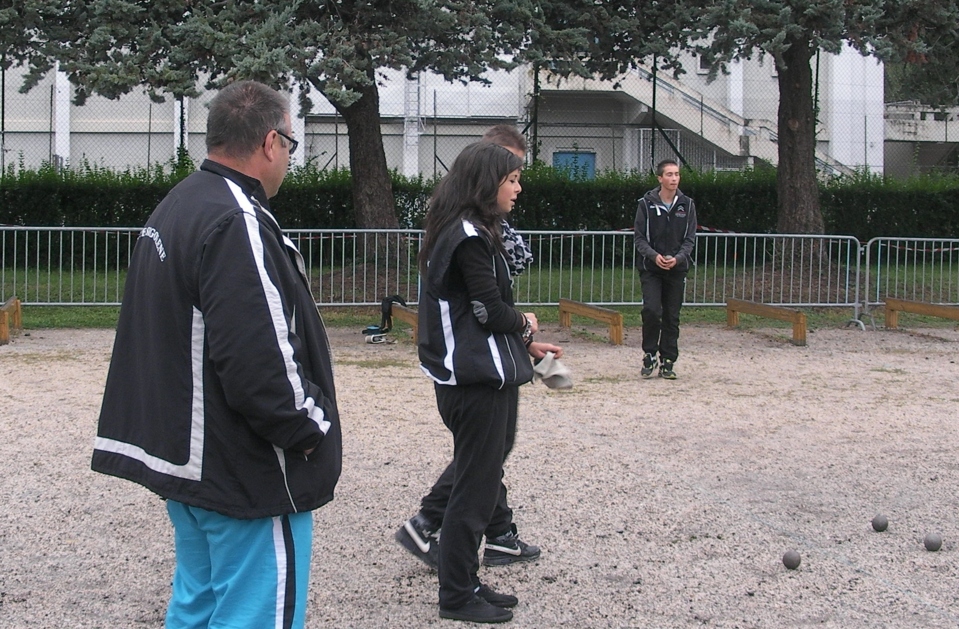 FINALE DES CHAMPIONNATS DES CLUBS JEUNES DIMANCHE 30/09/2012 STADE MASSOT LE PUY FINALE DES CHAMPIONNATS DES CLUBS JEUNES DIMANCHE 30/09/2012 STADE MASSOT LE PUY