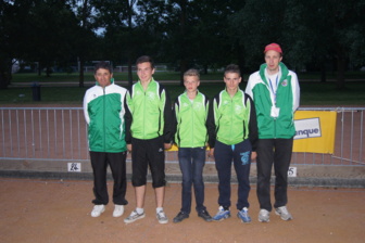 L'équipe Juniors  Vice-Champions D'Auvergne L'équipe Juniors  Vice-Champions D'Auvergne