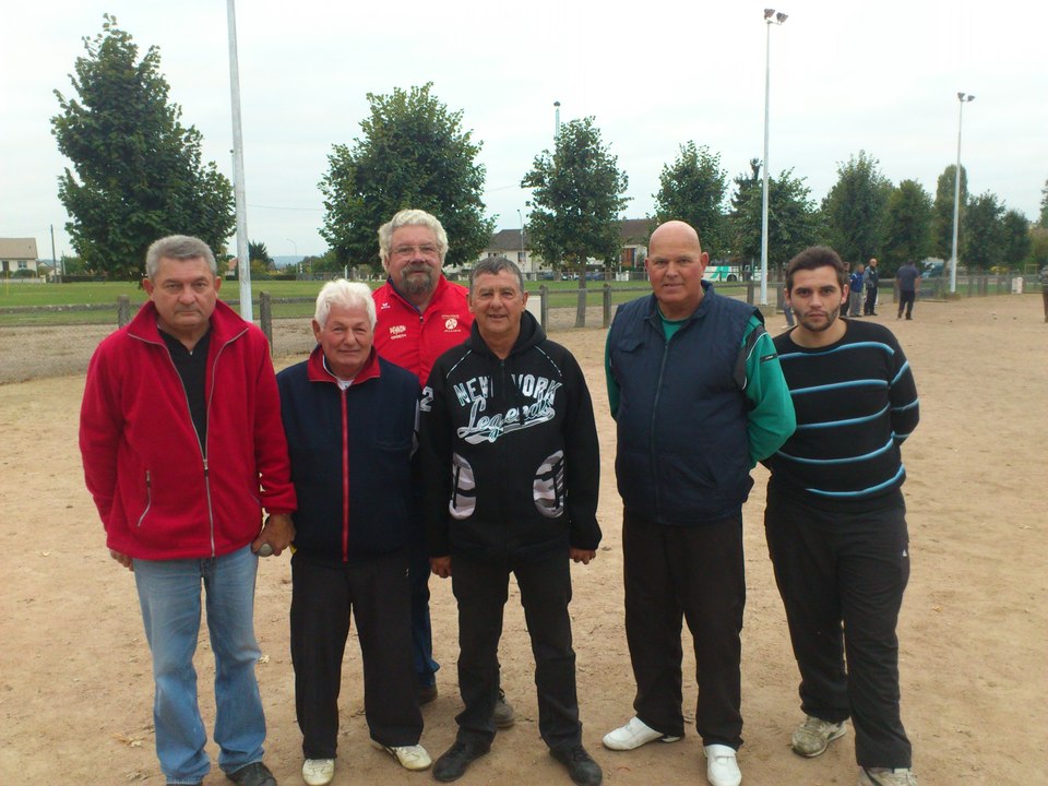 TRIPLETTES DE VARENNES SUR ALLIER TRIPLETTES DE VARENNES SUR ALLIER