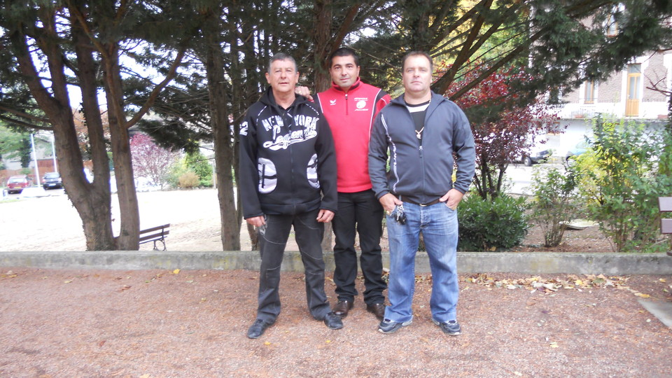 TRIPLETTES DE VARENNES SUR ALLIER TRIPLETTES DE VARENNES SUR ALLIER