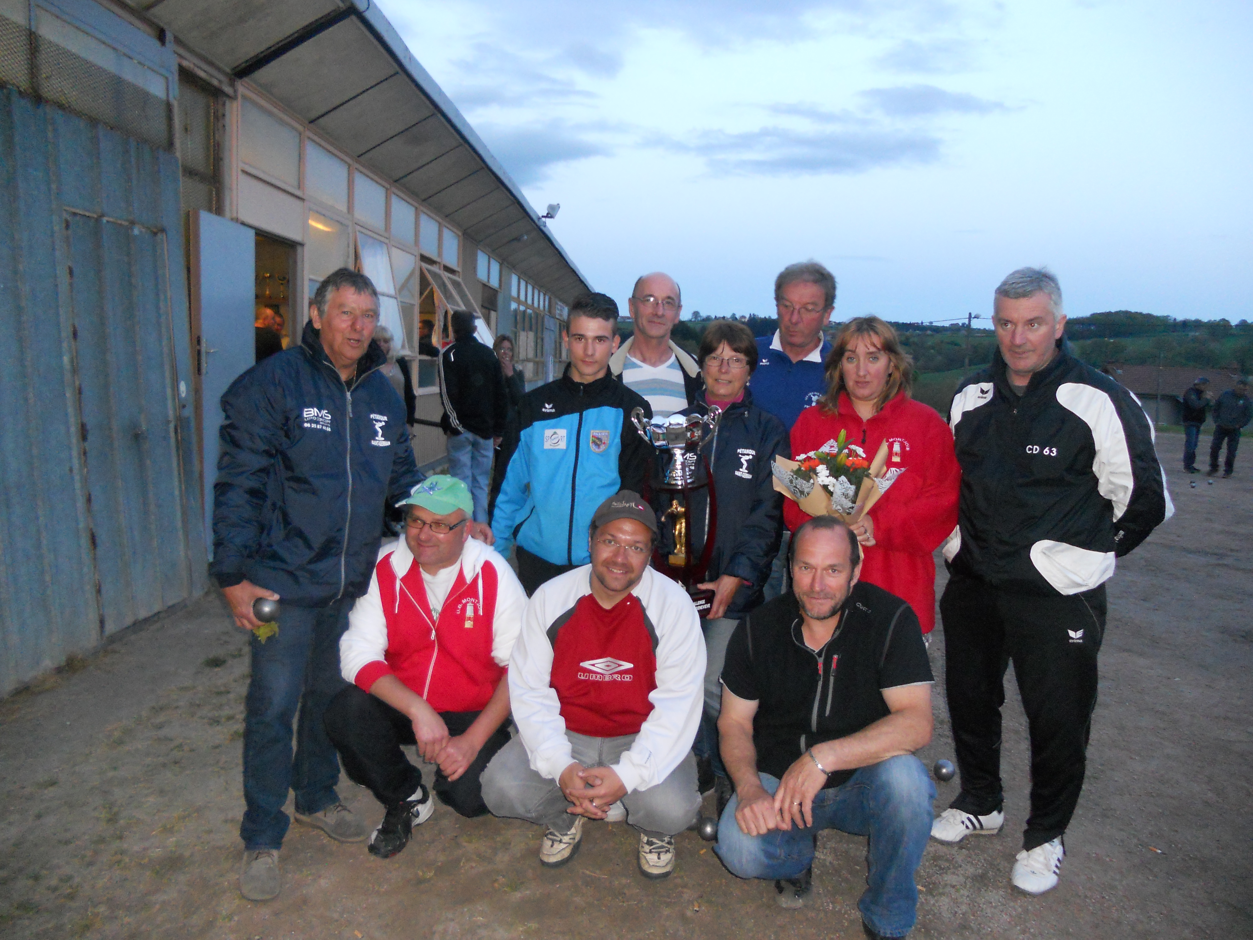 Les Deux équipes Finalistes Les Deux équipes Finalistes