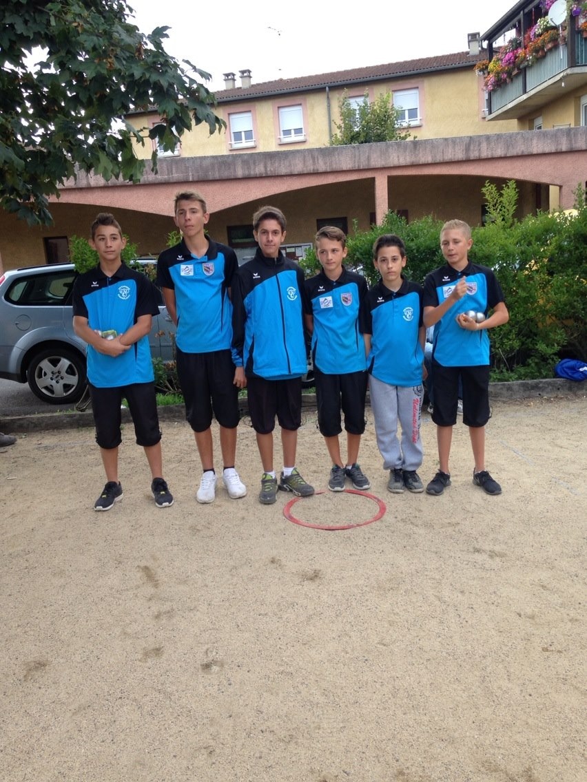 Régional  Jeunes  Triplettes  d'Arvant (éducnaute )