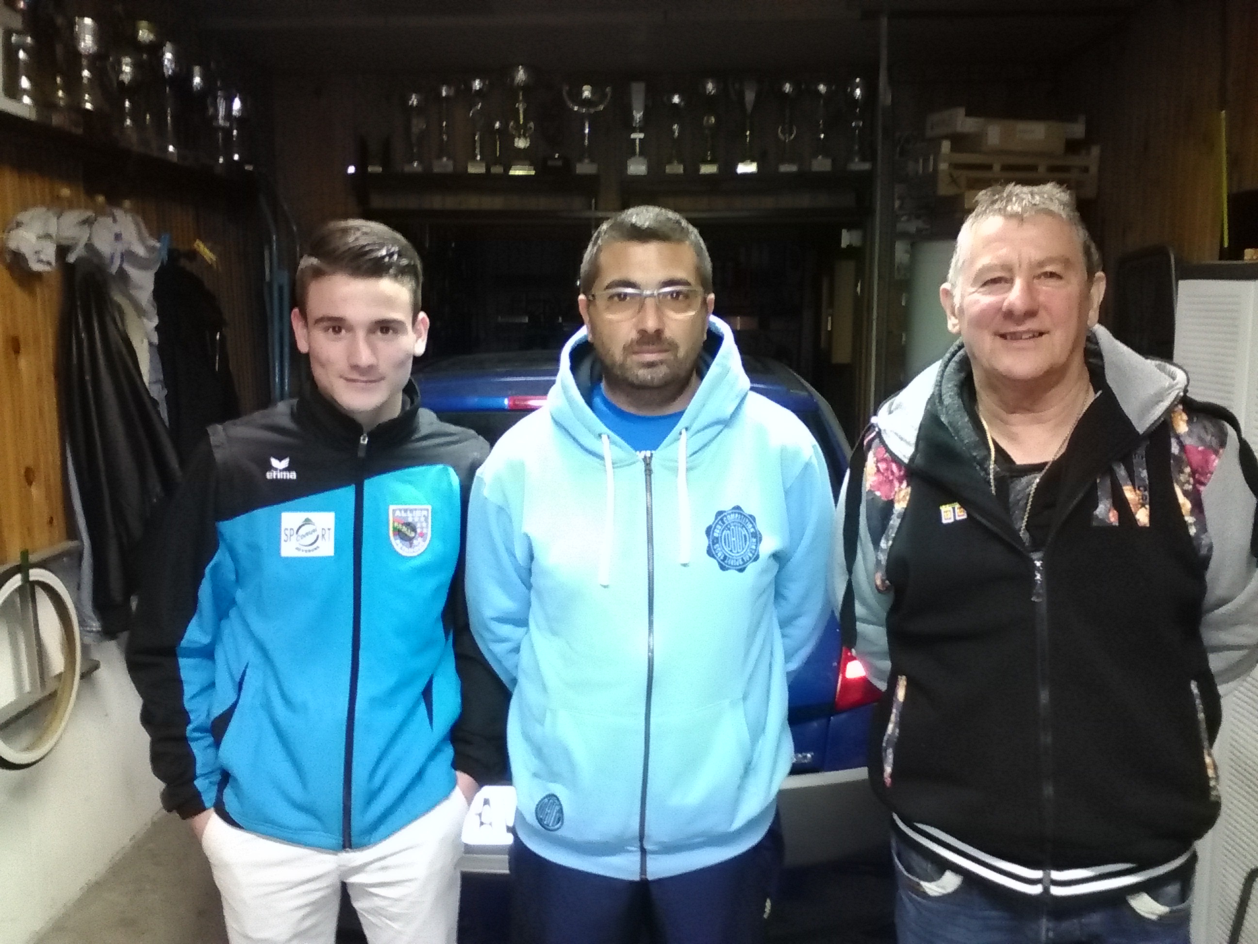 Les Saint -- Germanois Vainqueurs . Les Saint -- Germanois Vainqueurs .