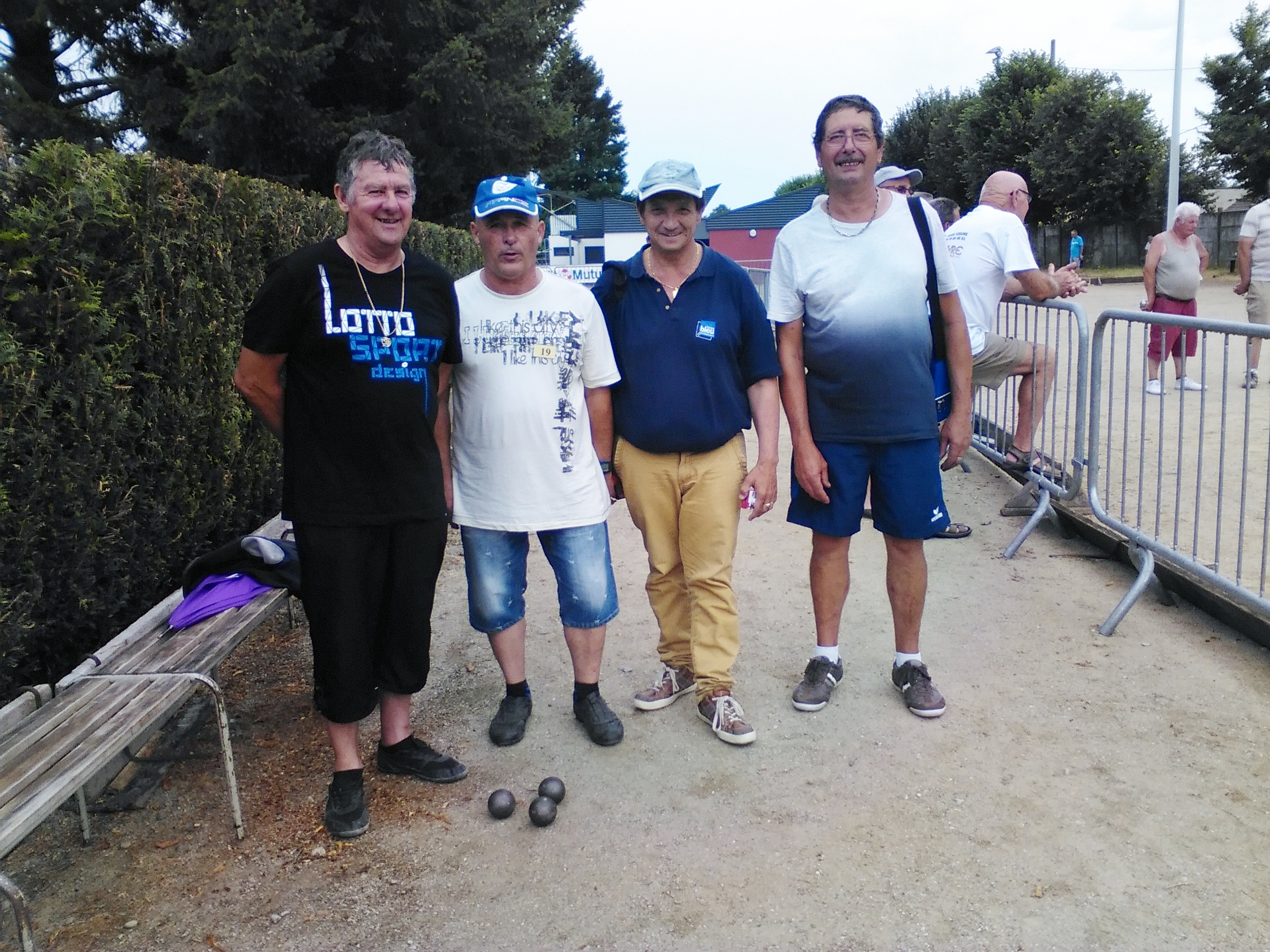 Vétérans  de  Neuilly  Le  Réal Vétérans  de  Neuilly  Le  Réal