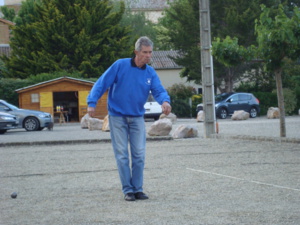 Michel FOURES, calme et précision Michel FOURES, calme et précision