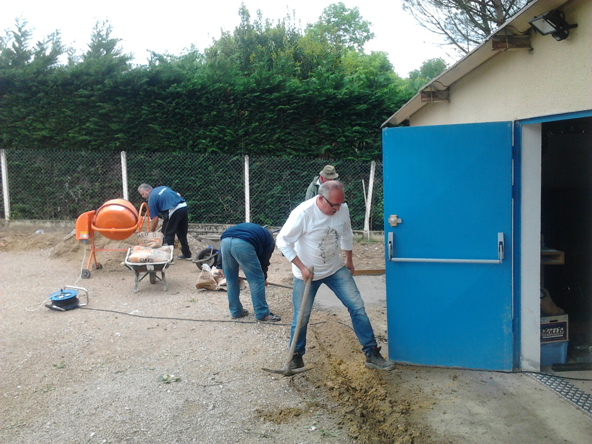 Un jour férié bien occupé... Un jour férié bien occupé...