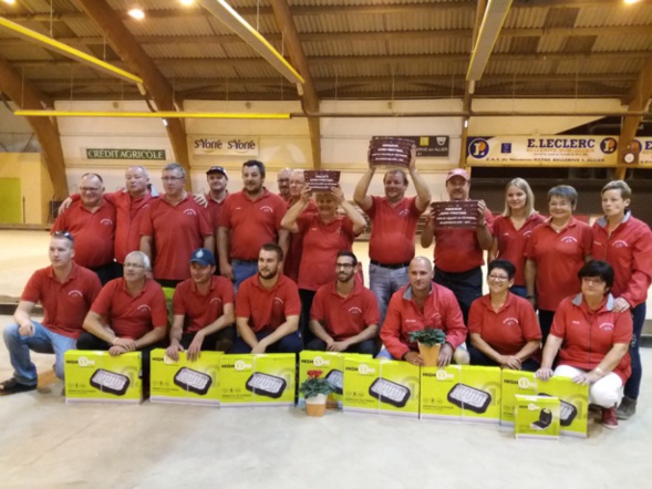 2 TITRES DE CHAMPIONS D'ALLIER ET UN DE VICE-CHAMPIONNES EN FINALE DE COUPE D'ALLIER 2 TITRES DE CHAMPIONS D'ALLIER ET UN DE VICE-CHAMPIONNES EN FINALE DE COUPE D'ALLIER