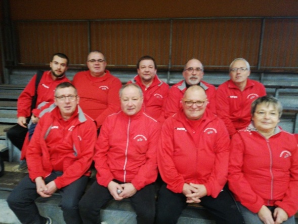 Les 3 équipes saint rémoises réunies pour la photo souvenir ! Les 3 équipes saint rémoises réunies pour la photo souvenir !