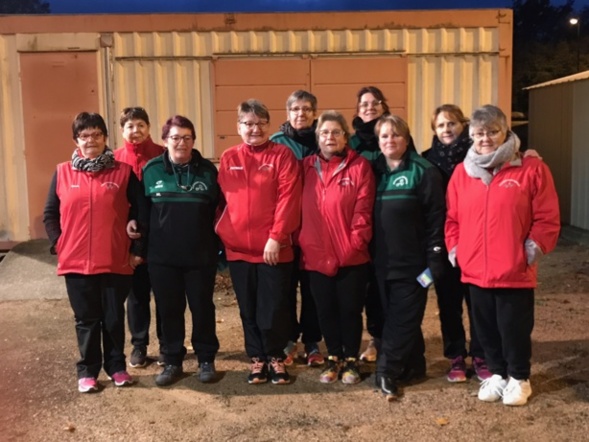 La photo souvenir de cette demie finale. La photo souvenir de cette demie finale.