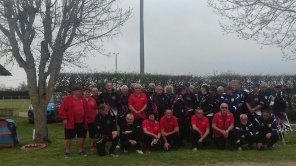 Les équipes des 2 rencontres de championnat des clubs  programmées sur l'après midi à Paray.