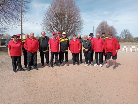 VICTOIRE DES VÉTÉRANS (B) EN CHAMPIONNAT DES CLUBS FACE A CREUZIER VICTOIRE DES VÉTÉRANS (B) EN CHAMPIONNAT DES CLUBS FACE A CREUZIER