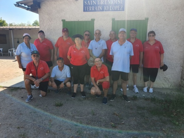 COURTE DÉFAITE DES VÉTÉRANS (B) FACE A LAPALISSE EN CHAMPIONNAT DES CLUBS COURTE DÉFAITE DES VÉTÉRANS (B) FACE A LAPALISSE EN CHAMPIONNAT DES CLUBS