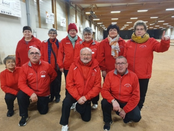 Les 3 équipes saint rémoises réunies avant le début de la compétition pour la photo souvenir. Les 3 équipes saint rémoises réunies avant le début de la compétition pour la photo souvenir.