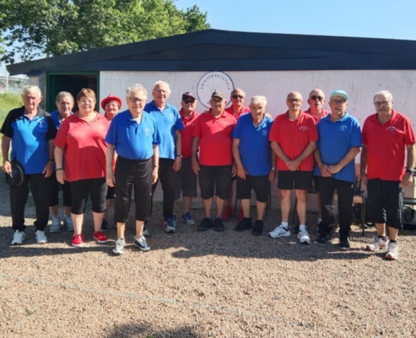 LES VÉTÉRANS (B) S'IMPOSENT CONTRE VICHY RHUE EN CHAMPIONNAT DES CLUBS LES VÉTÉRANS (B) S'IMPOSENT CONTRE VICHY RHUE EN CHAMPIONNAT DES CLUBS