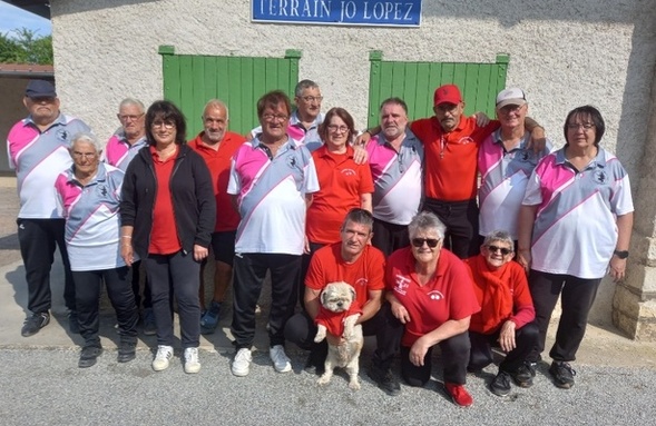 L'AGNEAU SAINT RÉMOIS (C) PREND SA REVANCHE SUR SAINT LOUP EN CHAMPIONNAT DES CLUBS VÉTÉRAN