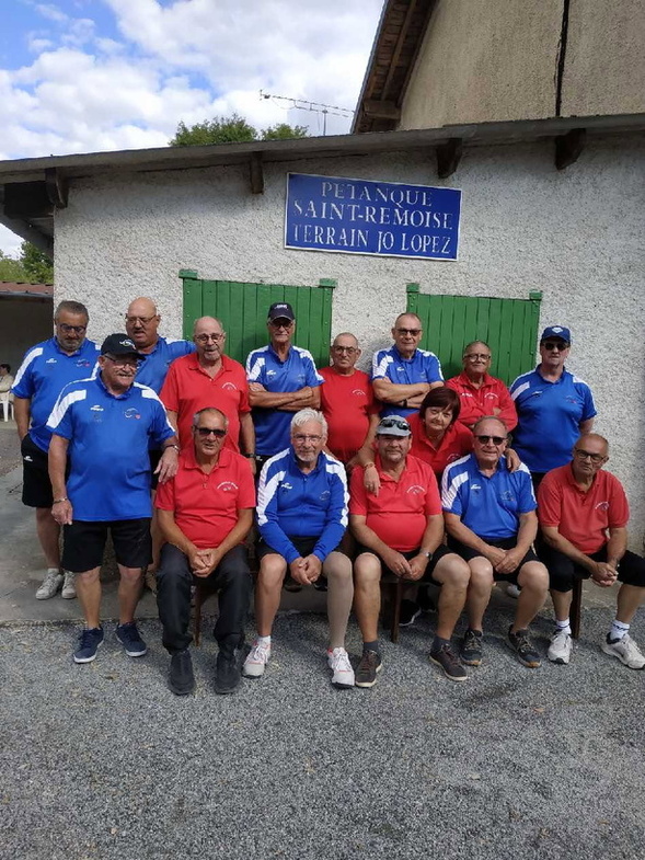 MATCH NUL DES VÉTÉRANS (B) CONTRE LA CHAPELAUDE EN CHAMPIONNAT DES CLUBS MATCH NUL DES VÉTÉRANS (B) CONTRE LA CHAPELAUDE EN CHAMPIONNAT DES CLUBS
