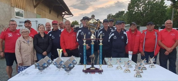 ABREST REMPORTE UNE NOUVELLE FOIS LE CHALLENGE SOUVENIR"T'AS L'BONJOUR D'ROLLAND ! " ABREST REMPORTE UNE NOUVELLE FOIS LE CHALLENGE SOUVENIR"T'AS L'BONJOUR D'ROLLAND ! "