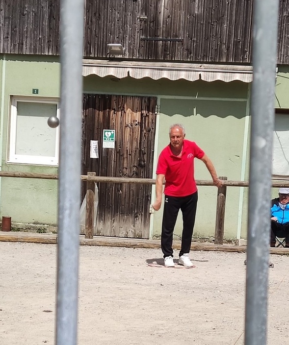 Et Bernard en grande forme au tir ! Et Bernard en grande forme au tir !