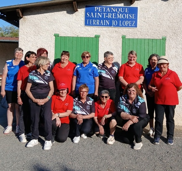 DÉFAITE DES FÉMININES FACE A SAINT CHRISTOPHE EN CHAMPIONNAT DES CLUBS DÉFAITE DES FÉMININES FACE A SAINT CHRISTOPHE EN CHAMPIONNAT DES CLUBS