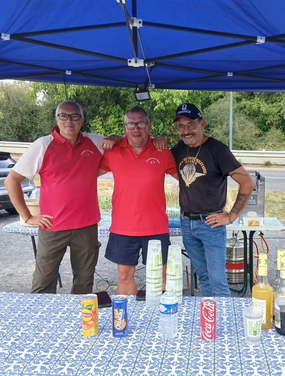 PARTICIPATION A LA FÊTE FORAINE ET A LA BROCANTE DE SAINT RÉMY EN ROLLAT PARTICIPATION A LA FÊTE FORAINE ET A LA BROCANTE DE SAINT RÉMY EN ROLLAT