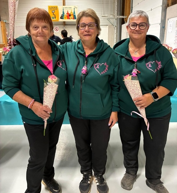 UNE ÉQUIPE FÉMININE ÉTAIT PRÉSENTE POUR LA BONNE CAUSE AU SEMI MARATHON OCTOBRE ROSE A MONTLUCON