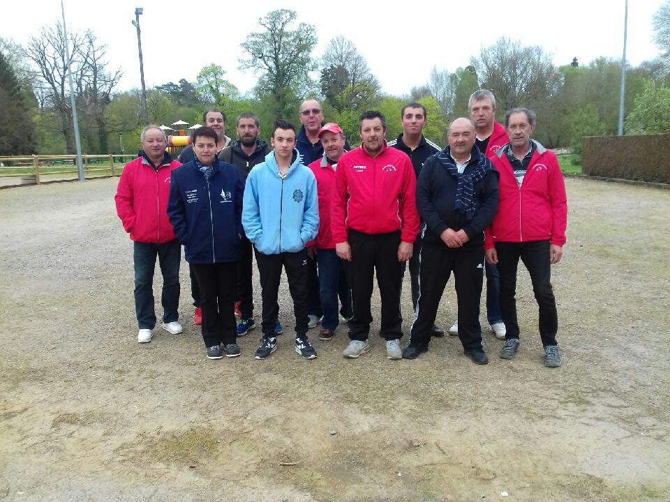 VICTOIRE DE L'EQUIPE (B) EN COUPE D'ALLIER A BOURBON