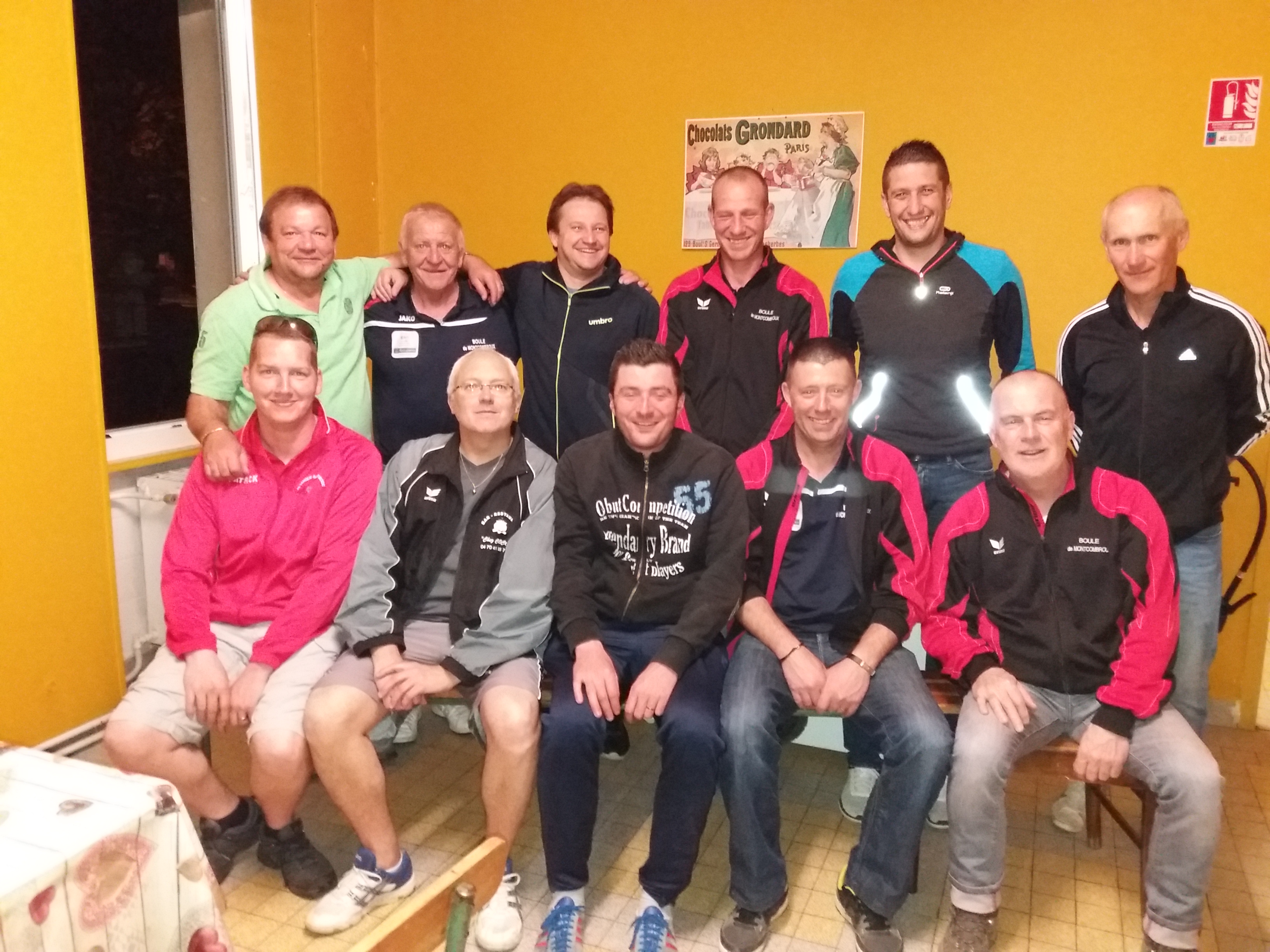 3EME VICTOIRE EN COUPE D'ALLIER POUR L'EQUIPE (A) FACE A MONTCOMBROUX 3EME VICTOIRE EN COUPE D'ALLIER POUR L'EQUIPE (A) FACE A MONTCOMBROUX